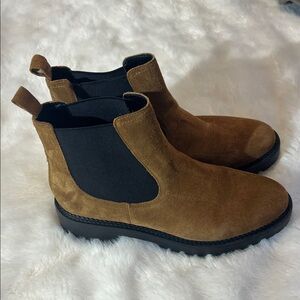 Caslon Milller Water Resistant Brown Seude Chelsea Boots